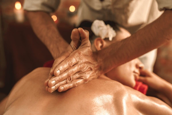 alternative-medicine-salon-therapist-healing-600nw-1606572493